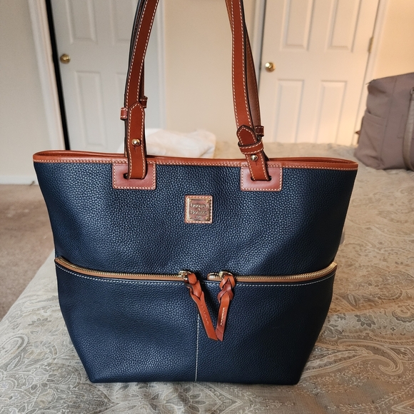 Dooney & Bourke Handbags - Dooney & Bourke Navy Blue Leather Tote Bag